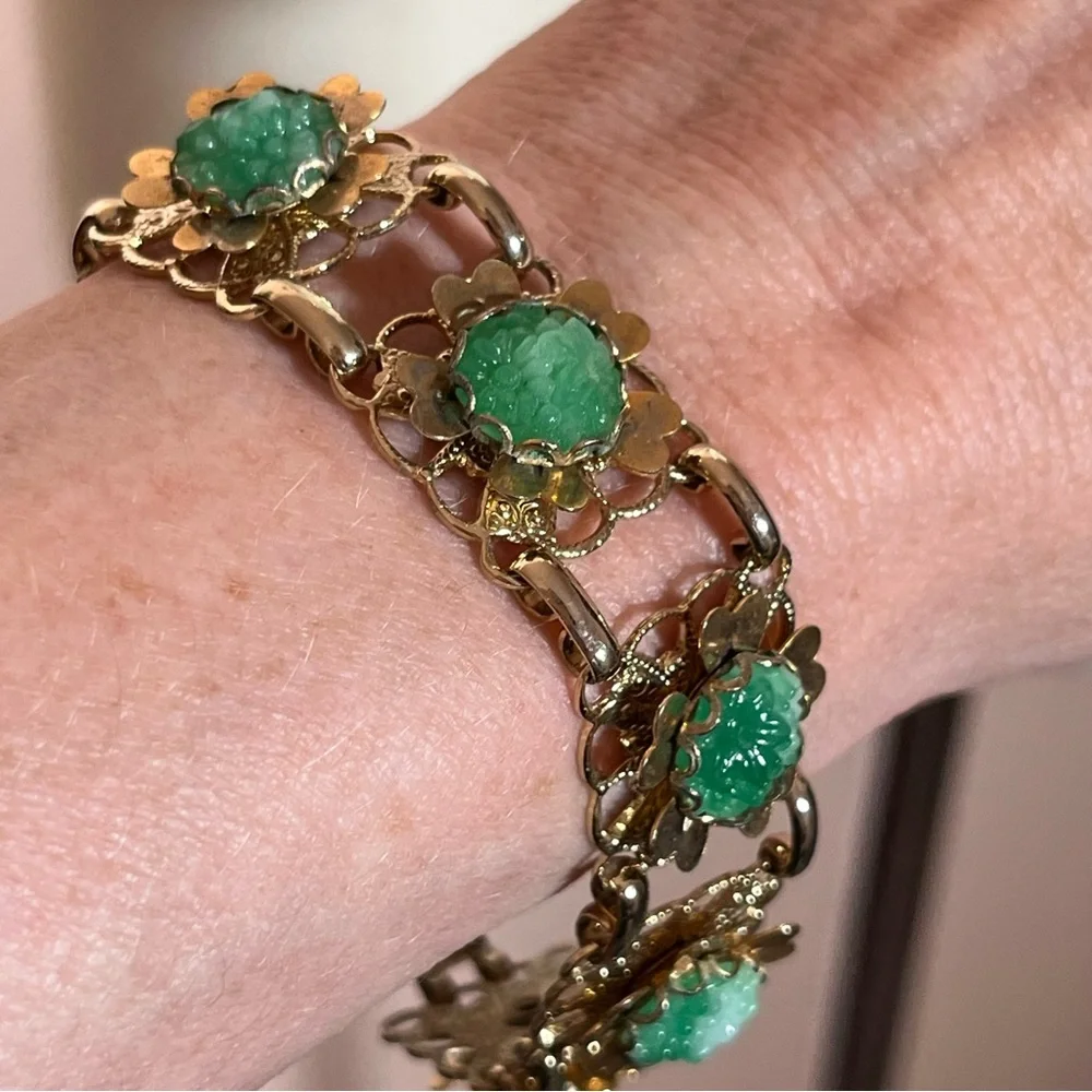 Vintage antique 1940's Art deco Green Peeking Glass Gold wide Bracelet